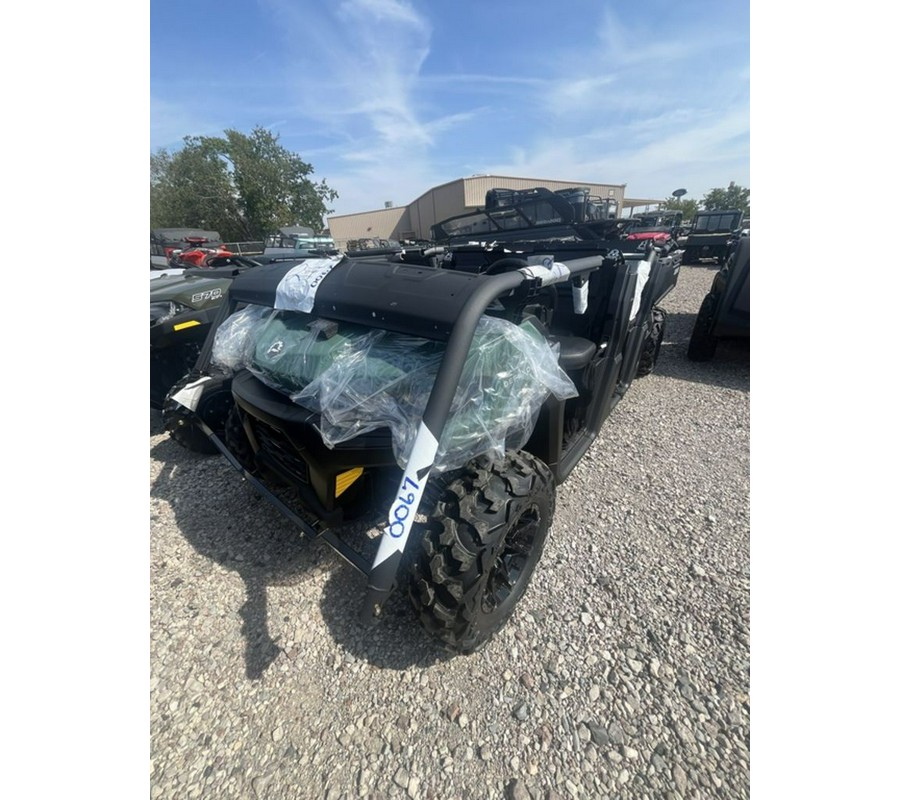 2027 Can-Am Defender MAX DPS HD7
