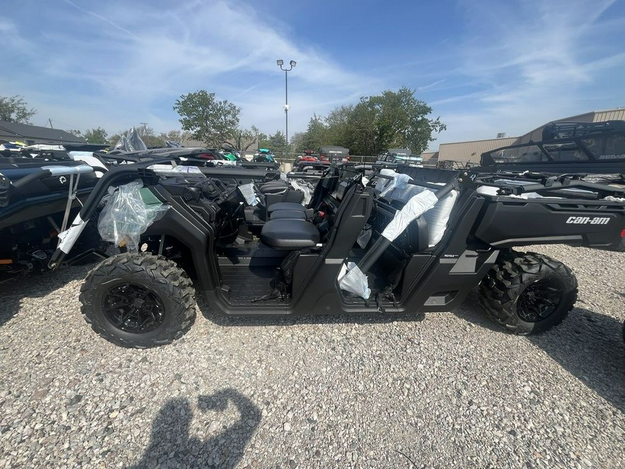 2027 Can-Am Defender MAX DPS HD7