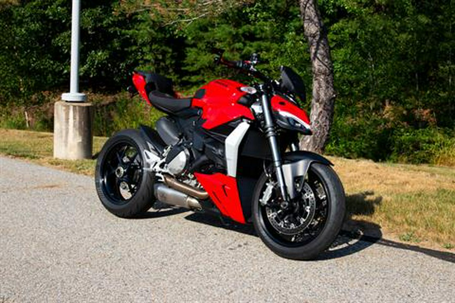 2022 Ducati Streetfighter V2