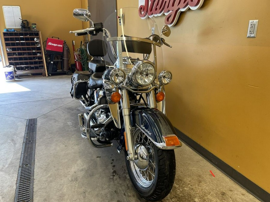 2016 Harley-Davidson® FLSTC - Heritage Softail® Classic