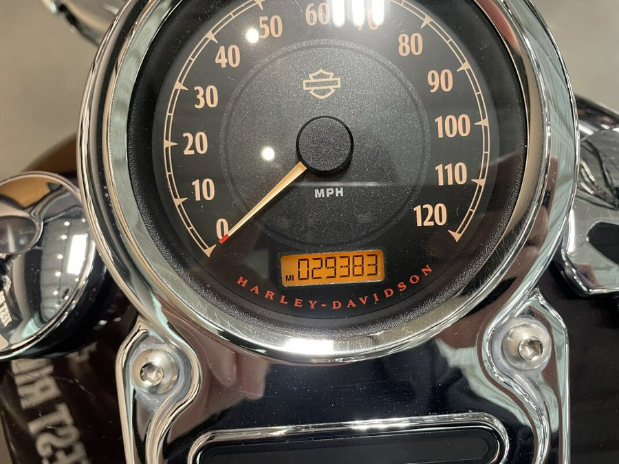 2014 Harley-Davidson® Switchback™ Blackened Cayenne