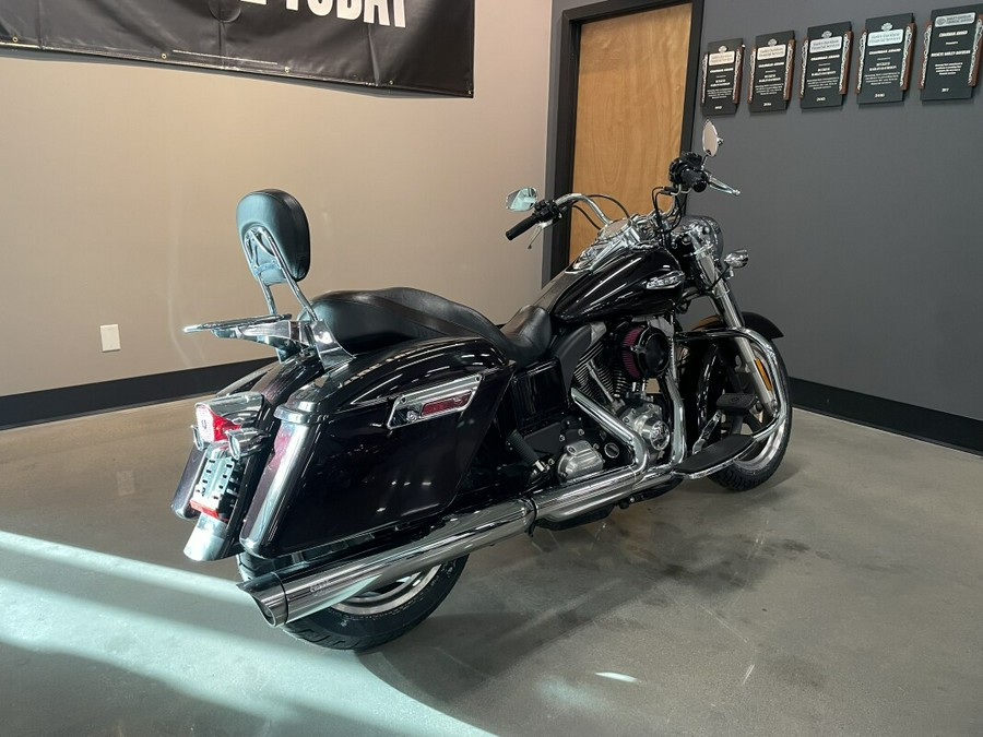 2014 Harley-Davidson® Switchback™ Blackened Cayenne