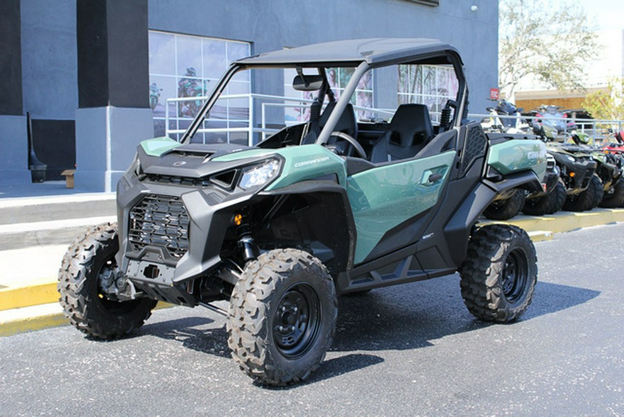2026 Can-Am Commander DPS 700