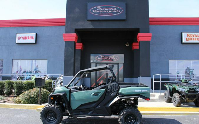 2026 Can-Am Commander DPS 700