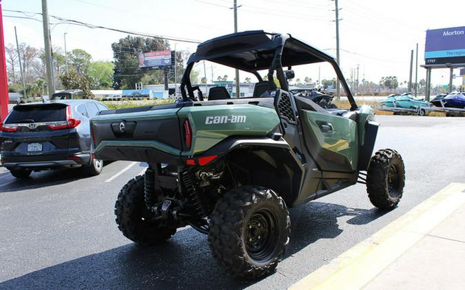 2026 Can-Am Commander DPS 700