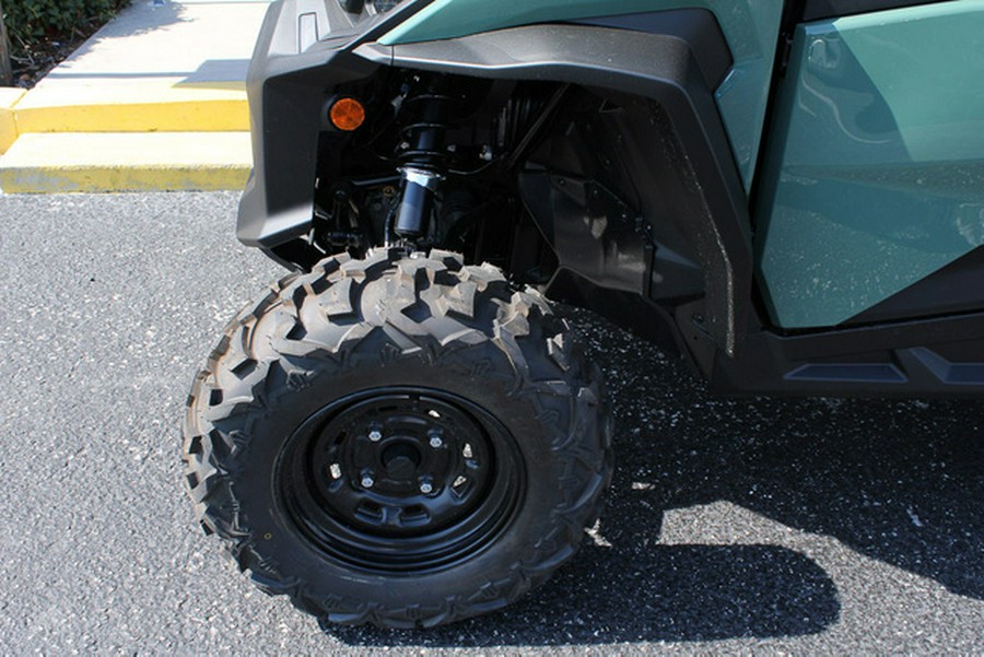2026 Can-Am Commander DPS 700
