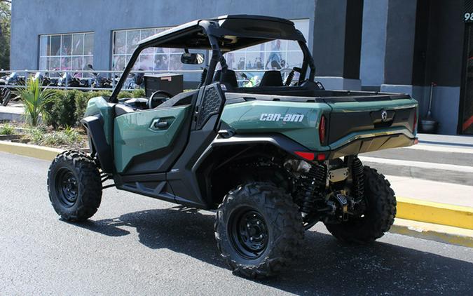 2026 Can-Am Commander DPS 700