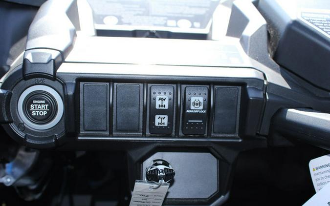 2026 Can-Am Commander DPS 700