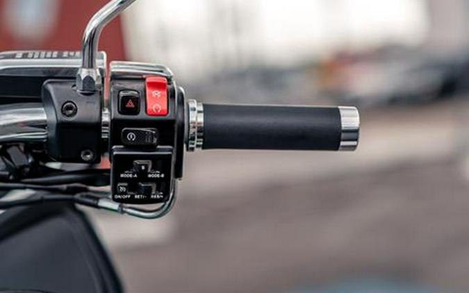 2015 Kawasaki Vulcan® 1700 Voyager® ABS