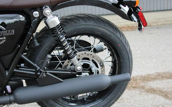 2026 Triumph Bonneville T120 Black Matt silver ice