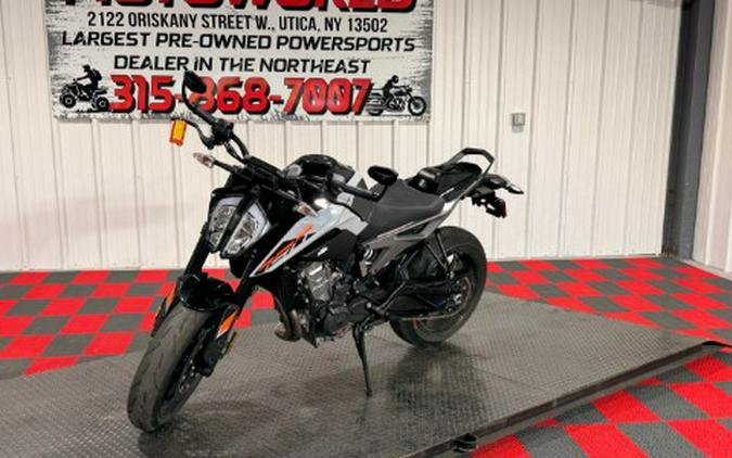 2024 KTM 790 Duke