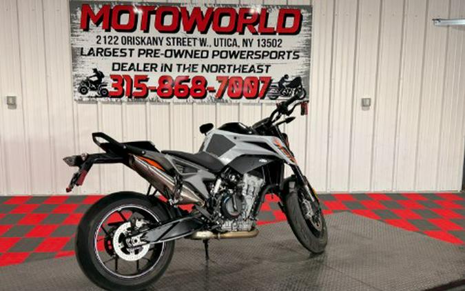 2024 KTM 790 Duke