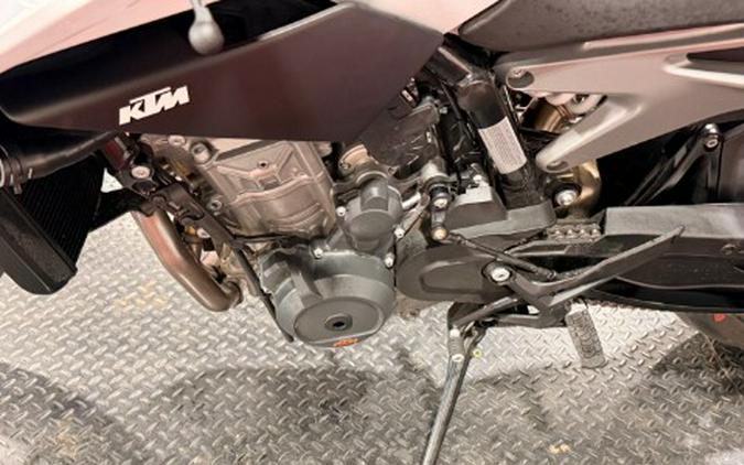 2024 KTM 790 Duke