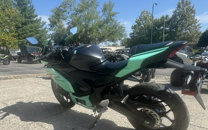 2026 Yamaha YZF-R3 ABS