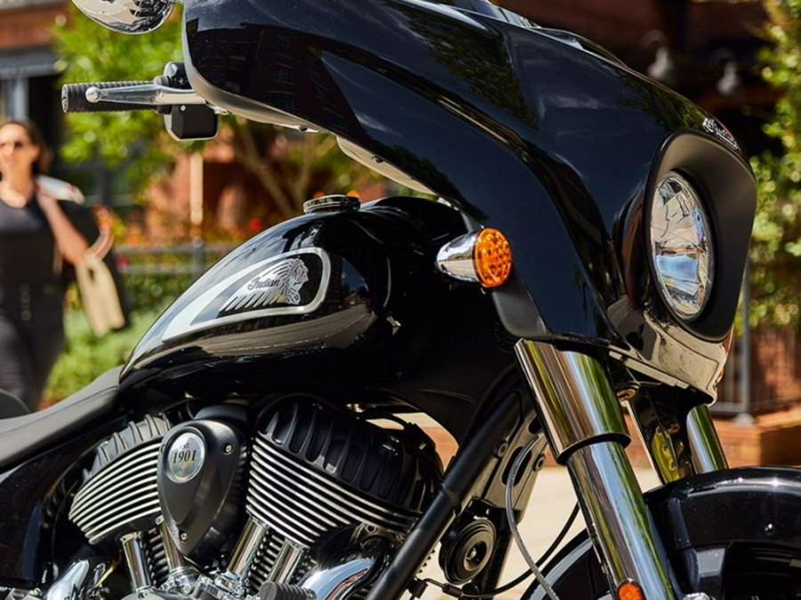 2024 Indian Motorcycle® Chieftain® Black Metallic