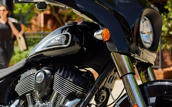 2024 Indian Motorcycle® Chieftain® Black Metallic