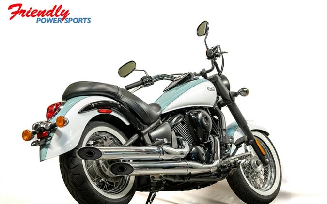 2020 Kawasaki Vulcan 900 Classic