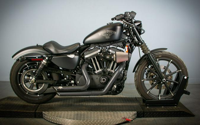 2016 Harley-Davidson Iron 883