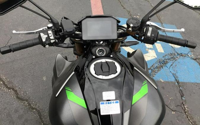 2026 Kawasaki Z1100 SE ABS