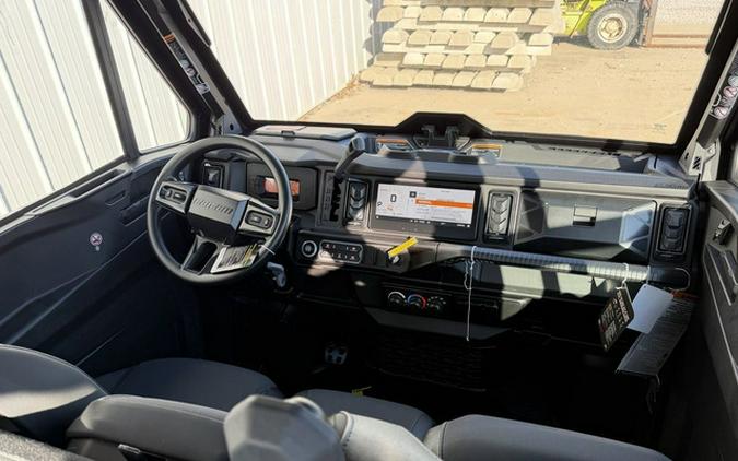 2026 Can-Am Defender MAX XT CAB HD11 With 10.25 In.Display