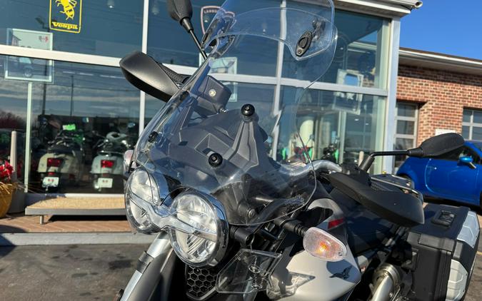 2023 MOTO GUZZI V85 TT Travel