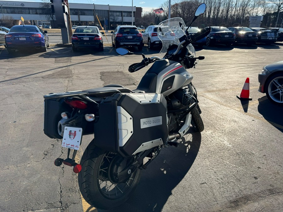 2023 MOTO GUZZI V85 TT Travel