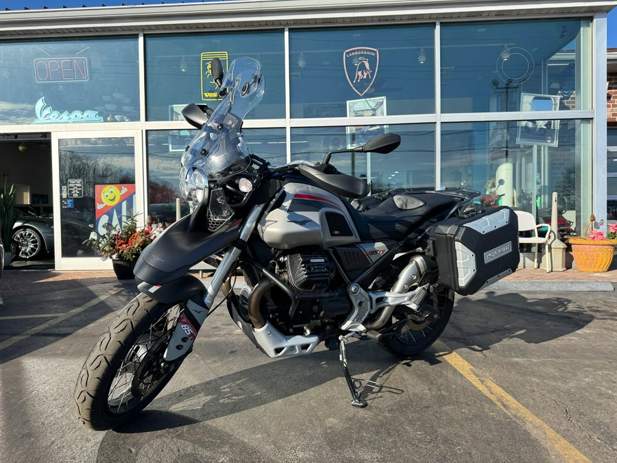 2023 MOTO GUZZI V85 TT Travel