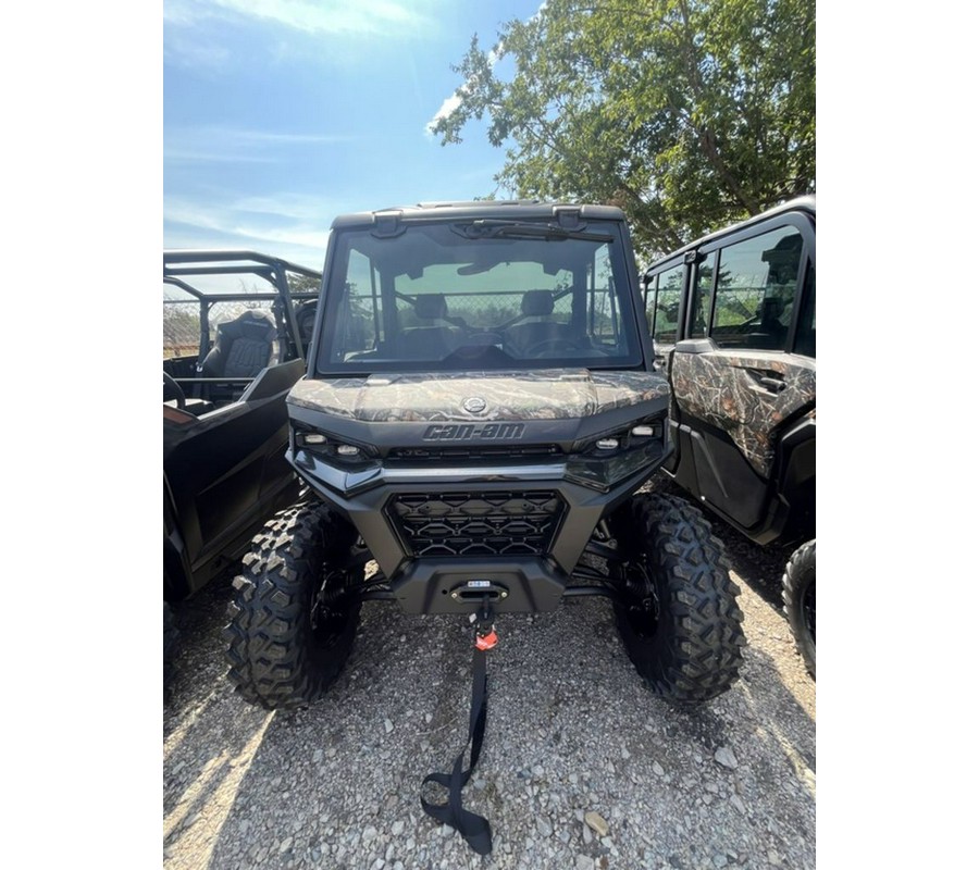 2027 Can-Am Defender Limited HD11