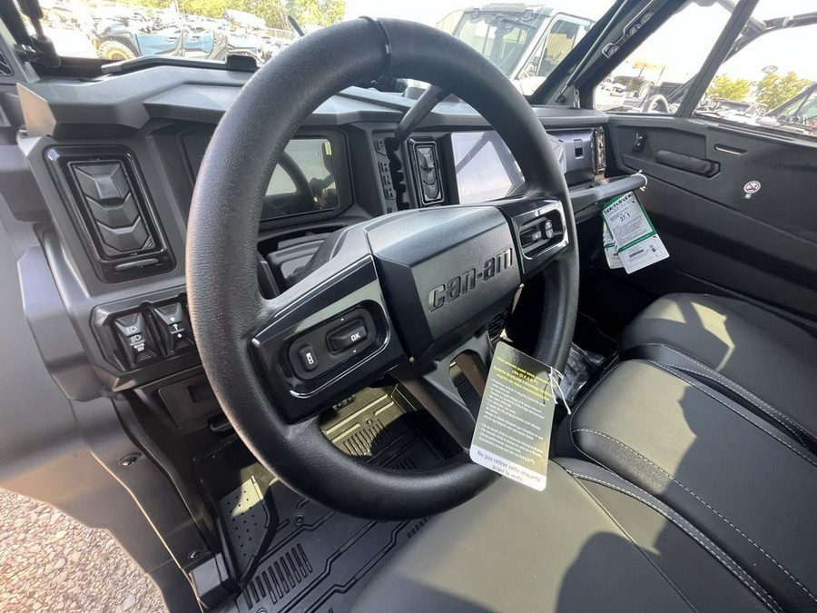 2027 Can-Am Defender Limited HD11