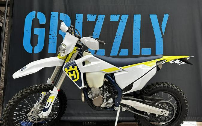 2023 Husqvarna FE 450 First Look [6 Fast Facts – New Model]