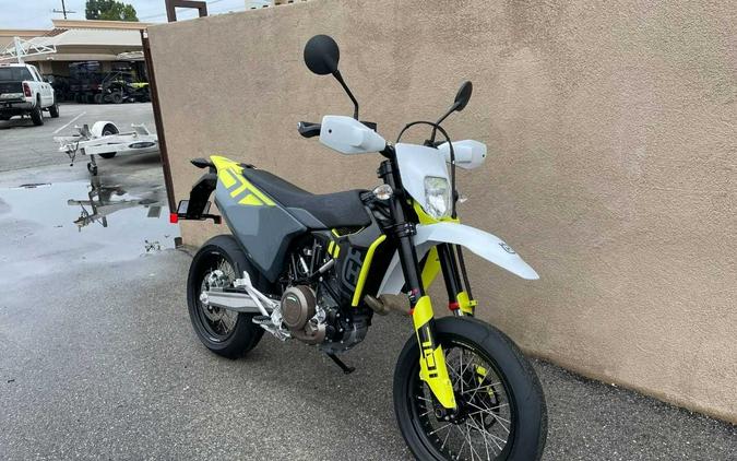 2023 Husqvarna 701 SUPERMOTO