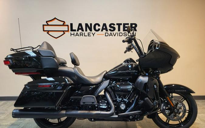 2021 Harley-Davidson® Road Glide® Limited Vivid Black - Black Finish FLTRK