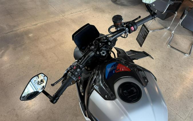 2026 BMW M1000R