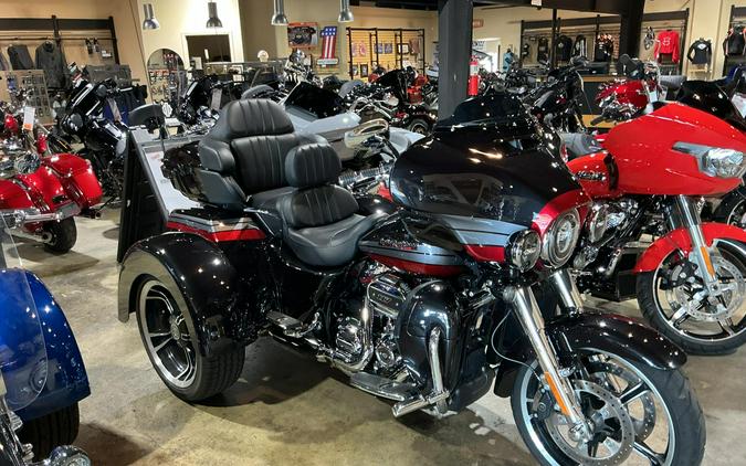 FLHTCUTGSE 2020 CVO Tri Glide