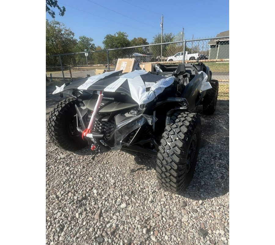 2026 Can-Am Maverick R X rc With SMART-SHOX