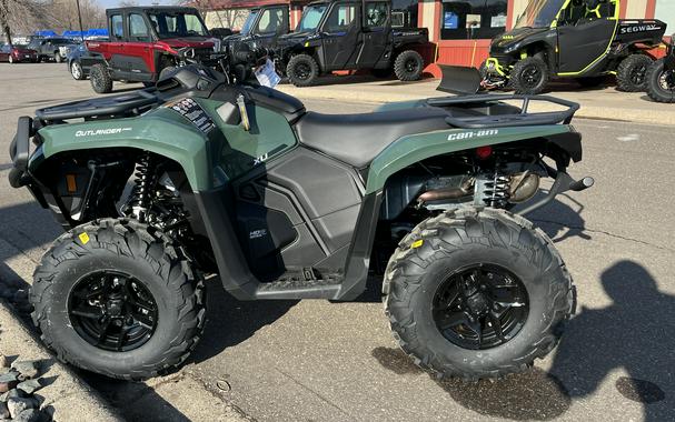 2024 Can-Am™ OutlanderT Pro XU HD5