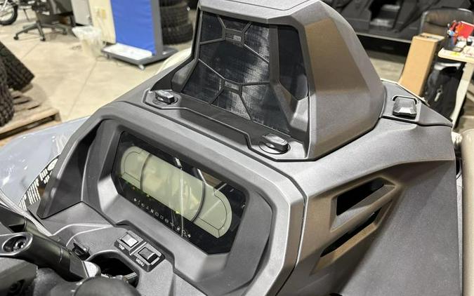 2026 Can-Am® Outlander X mr 1000R Granite Grey