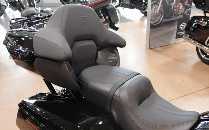 New 2026 Harley-Davidson Street Glide Limited Grand American Touring Motorcycle For Sale In Medina, OH