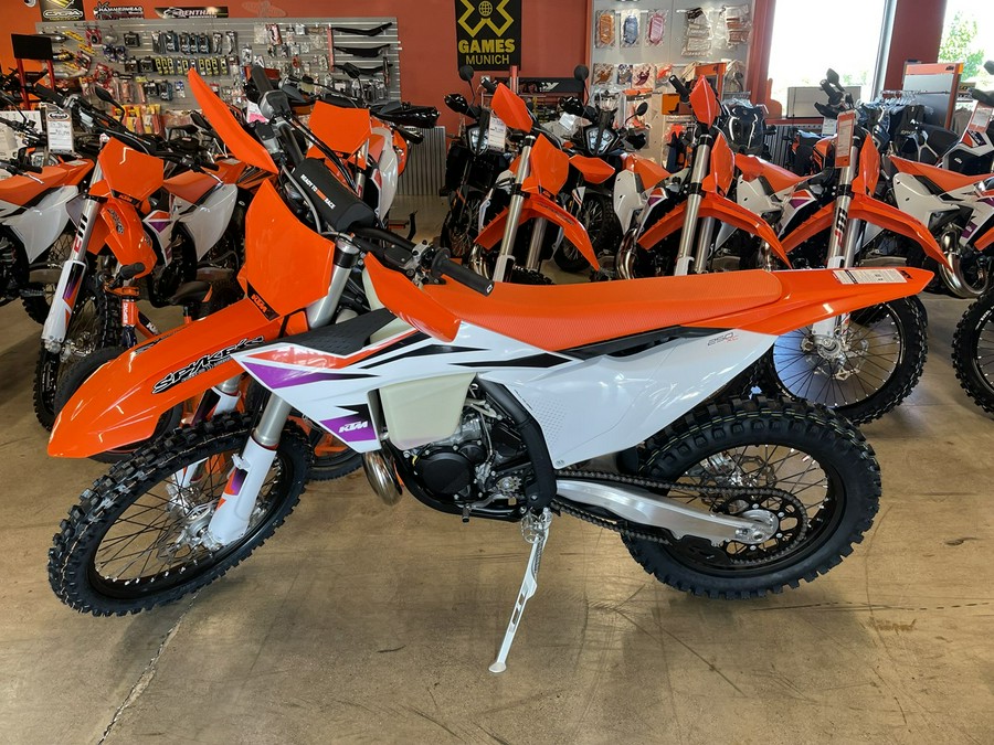 2024 KTM 250 XC