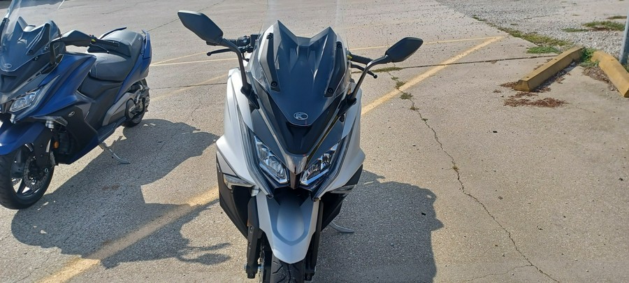 2023 KYMCO AK 550i