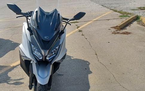 2023 KYMCO AK 550i