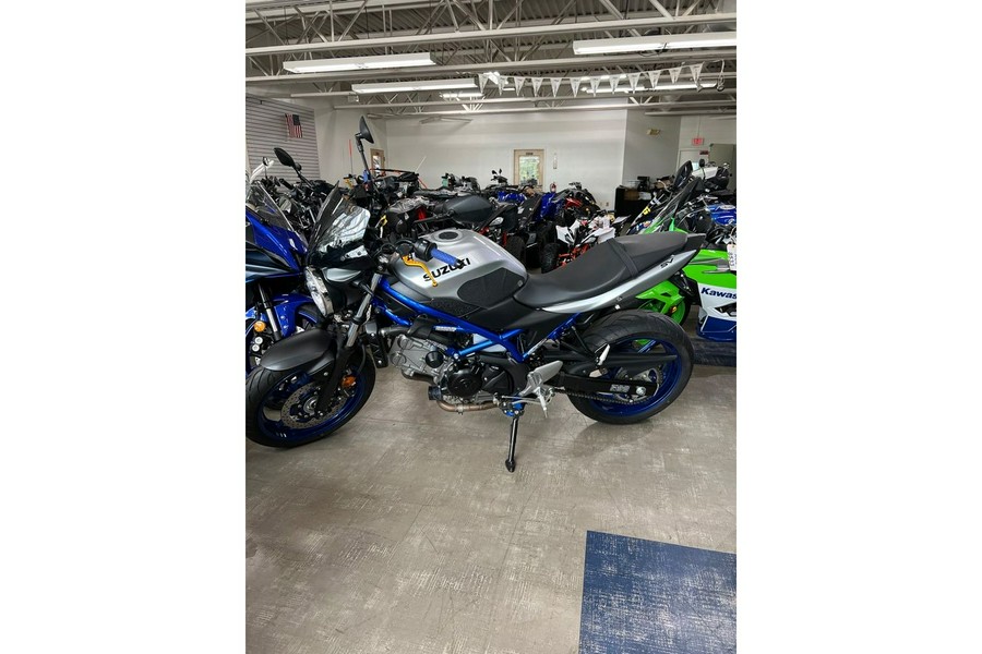 2020 Suzuki SV650M0