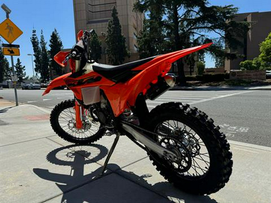 2025 KTM 250 XC