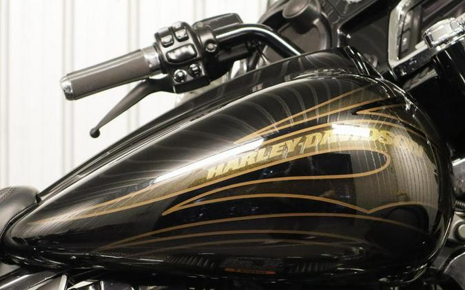 2015 Harley-Davidson® FLHXSE - CVO™ Street Glide®