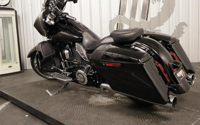 2015 Harley-Davidson® FLHXSE - CVO™ Street Glide®