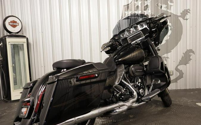 2015 Harley-Davidson® FLHXSE - CVO™ Street Glide®