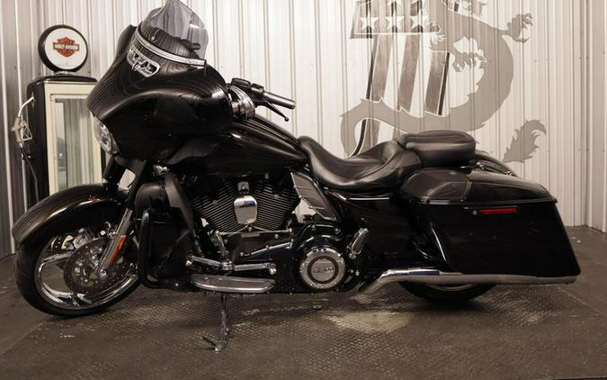 2015 Harley-Davidson® FLHXSE - CVO™ Street Glide®