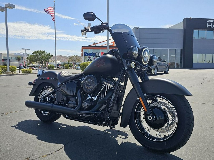 2026 Harley-Davidson® FLHD - Deadwood™