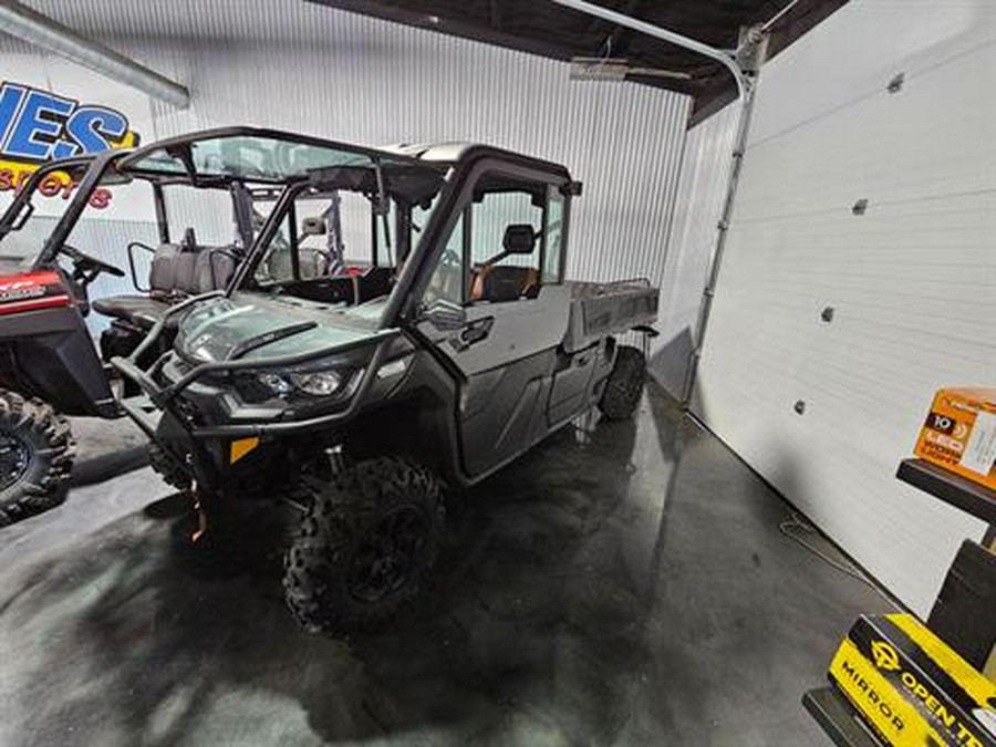 2022 Can-Am Defender Pro Limited CAB HD10