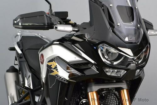 2020 Honda Africa Twin Adventure Sports ES DCT Review (18 Fast Facts)